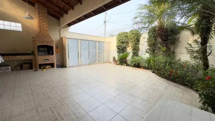 Casa à venda no Parque Continental, Osasco | 3 dorms, suíte, churrasqueira e ar condiciona