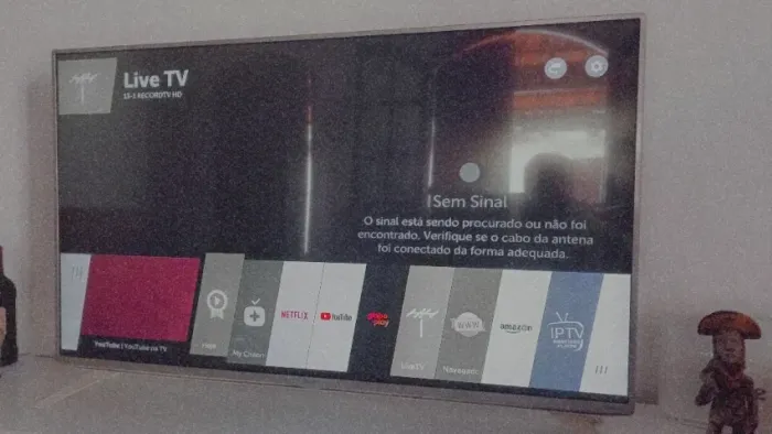 Televisão Smart 4K de 49?, LG, funcionando perfeitamente, em excelente estado.