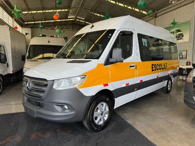 Mercedes-Benz Sprinter 417 F Vidr. Extra L.t.a. D (e6) 2026