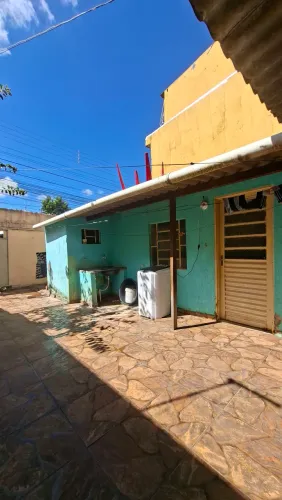Vendo casa dois quartos varanda