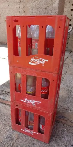 ENGRADADOS COCA-COLA RETORNÁVEL (SEM CASCO) 