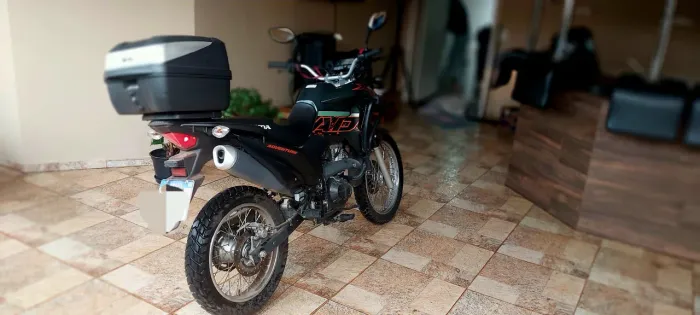 Honda XRE 190 Adventure 2024 - Completa e Conservada