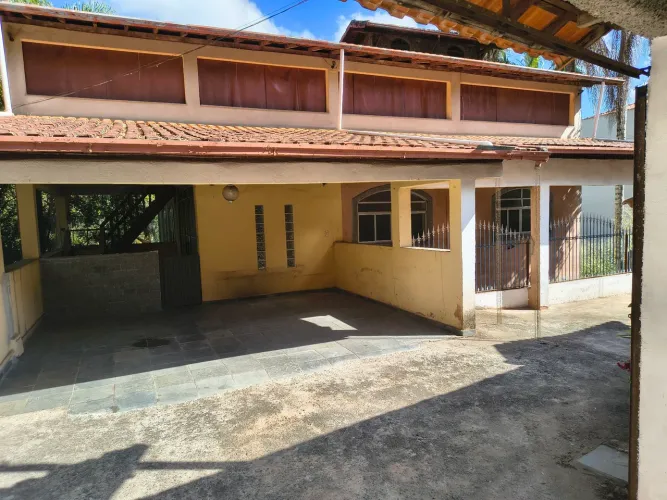 GRANJA 1740m2 BAIRRO BORBO CASA 5 QUARTOS 4 SALAS,TERRAÇO GOURMET, E AREA GOURMET PISCINA