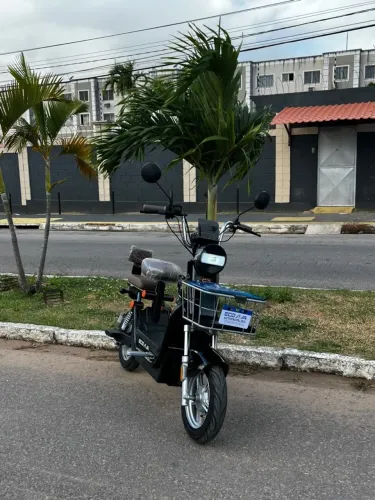 Moto Elétrica na Versão JE 17