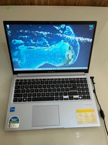 Vendo notebook asus