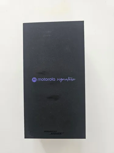 Smartphone Motorola Signature 5G - 512GB 24GB Preto [LACRADO COM NF]