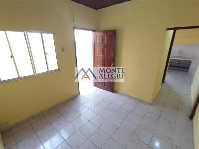 Casa residencial para aluguel no bairro Cupecê com 35 m² e 1 dormitório/quarto.