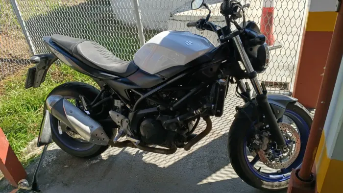 Vendo Moto JTA Suzuki SV650A