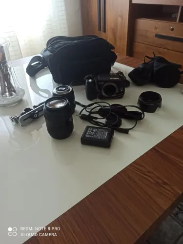 Vendo câmera fotográfica completa