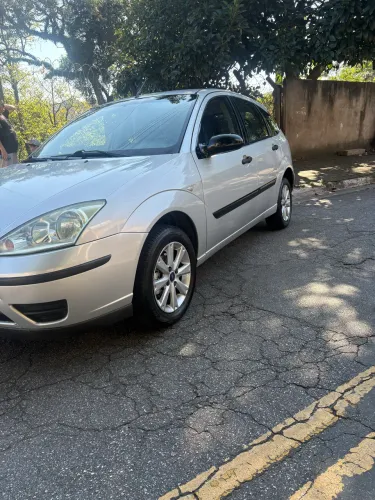 Ford Focus 1.6 S/se/se Plus Flex 8v/16v 5P 2008