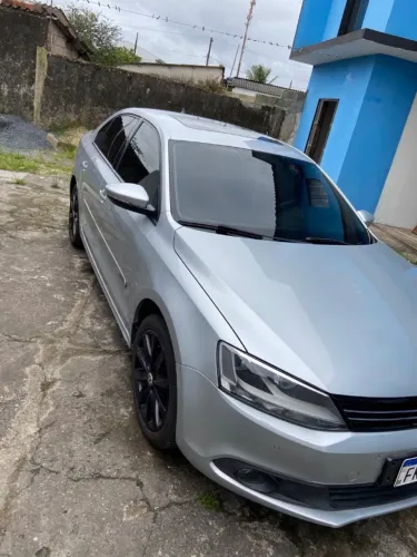 Volkswagen Jetta Comfortline 2.0 T.flex 8V 4P Tipt. 2014