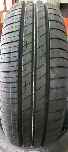 PNEU 195/65/R15 GOODYEAR EFFICIENTGRIP NOVO