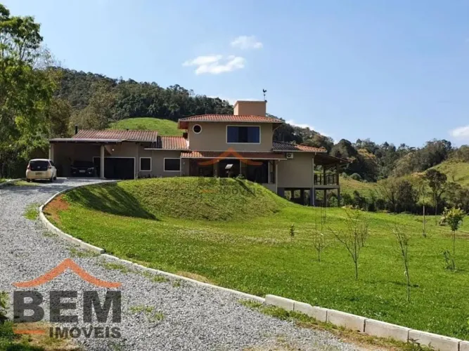 Sítio com 2 dormitórios à venda, 10000 m² - Centro - Angelina/SC