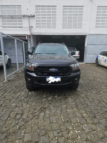 Ford Ranger Black 2.2 4X2 CD Diesel AUT 2022