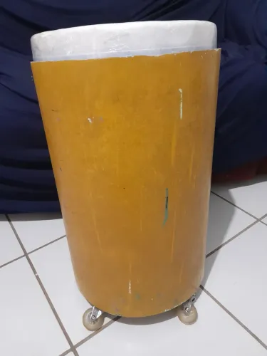 Isopor, Fibra de Vidro e Rodas 33 L (Estoque 01/02)