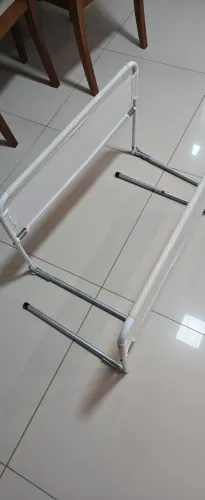 Grade/cerca de proteção para cama