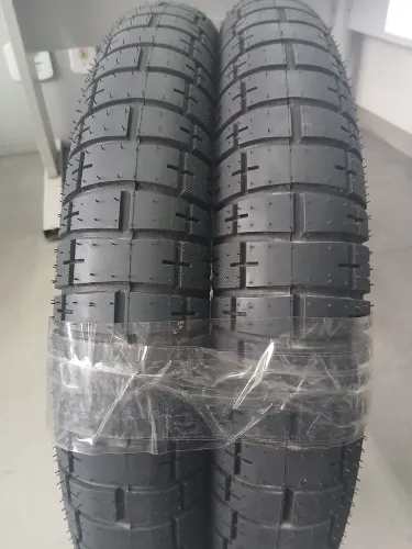 Par de pneu fat innova urbano 20x4.0 novo !!!