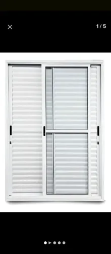 Porta Balcão com 03 folhas móveis. 2,10 X 1,50 Branca Linha 25 da Sasazaki ainda embalada.