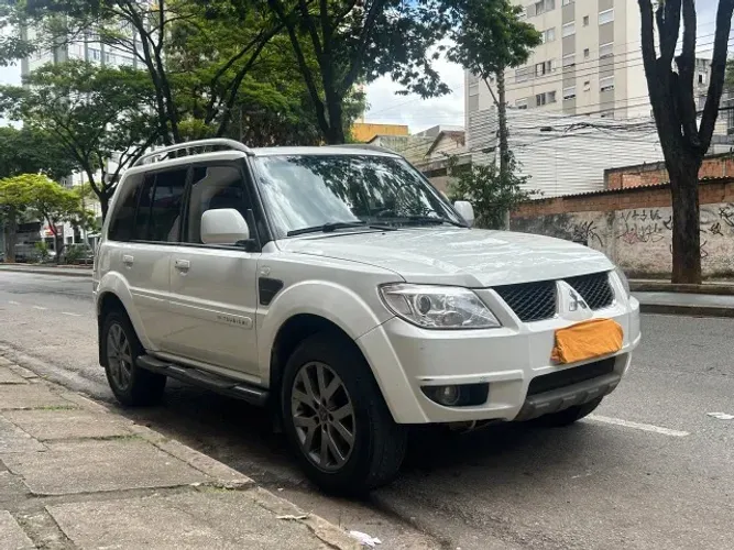 Mitsubishi Pajero TR4 2.0 Flex 16V 4X2 Aut. 2014