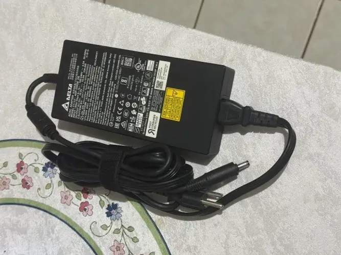 Carregador ACER Predator Neo 16 330W