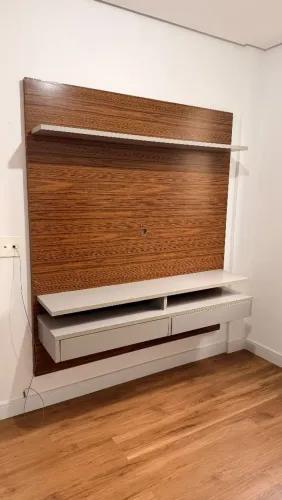 Rack de televisão usado