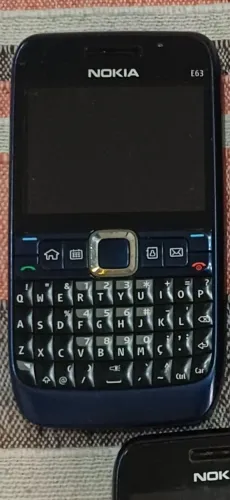 Celular Nokia E63