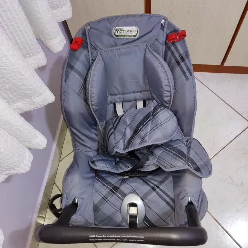 Cadeirinha Carro Burigotto Matrix - 0-25kg Completa | Conservação Excelente