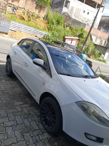Fiat Bravo Absolute Dualogic 1.8 Flex 16V 5P 2014