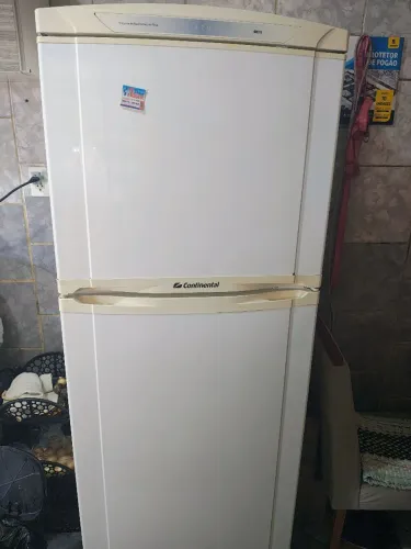Geladeira Continental 470L