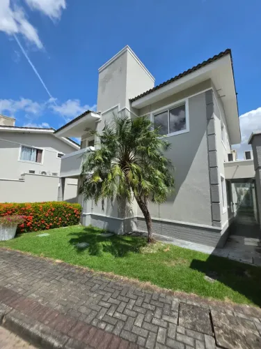 Casa Duplex 3 suítes com quintal e piscina privativa!!!