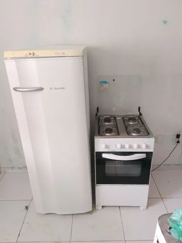vende-se combo geladeira e fogão