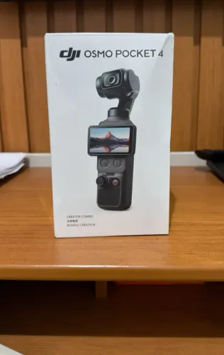 Câmera DJI Osmo Pocket 4 Creator Combo