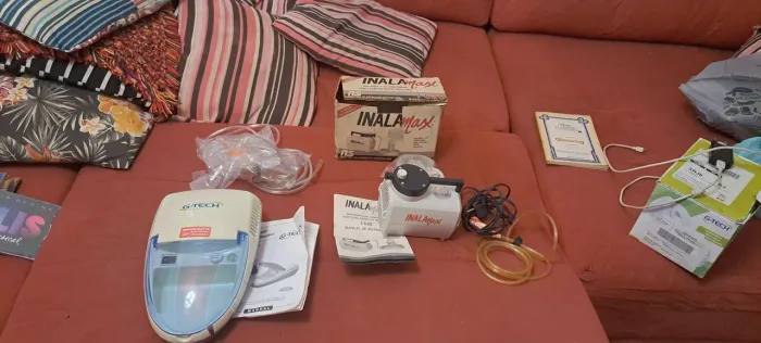 2 nebulisadores perfeitos 90,00 cada.