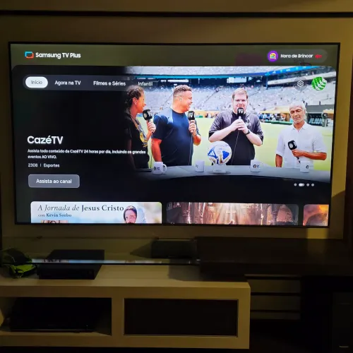 TV Samsung DU8000 85 polegadas 4K