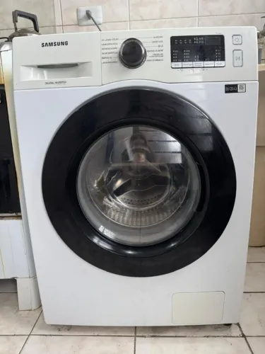 Lava e Seca Samsung WD11M com Digital Inverter 11kg