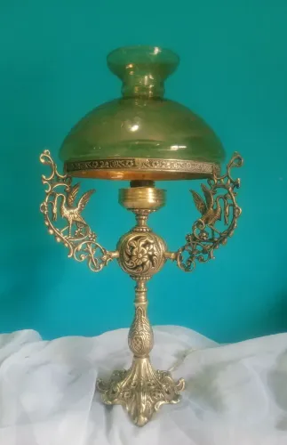 Antigo e belíssimo abajur / luminária de mesa em bronze