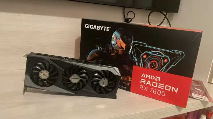 Rx 7600 