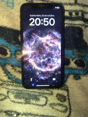 iPhone XR todo original