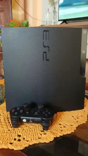 Ps3 desbloqueado com mais de 3000 jogos ?