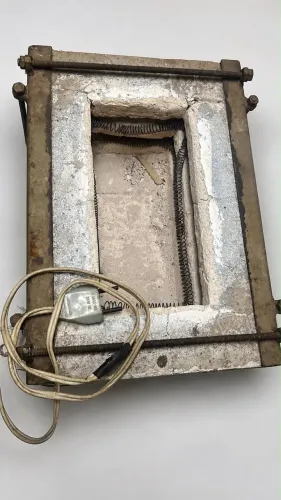 Forno para porcelanas pequeno 127volts