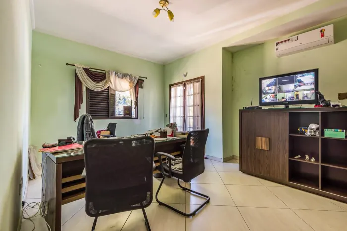 Prédio comercial na Rua Antônio Francisco da Costa, 27 - sobrado 180 m²