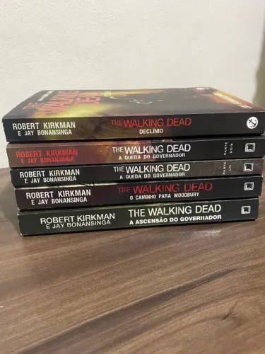Box The Walking Dead - Saga do Governador (Completo)