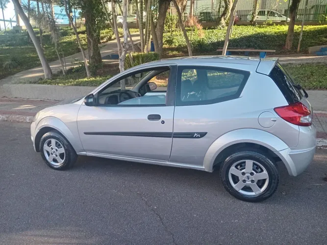Ford KA 1.0 8v/1.0 8V ST Flex 3P 2011