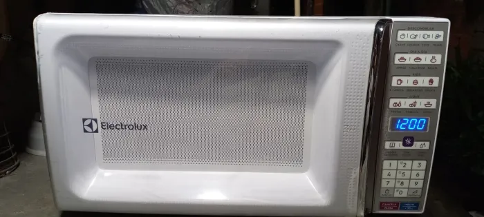 Microondas Electrolux 30L/127V