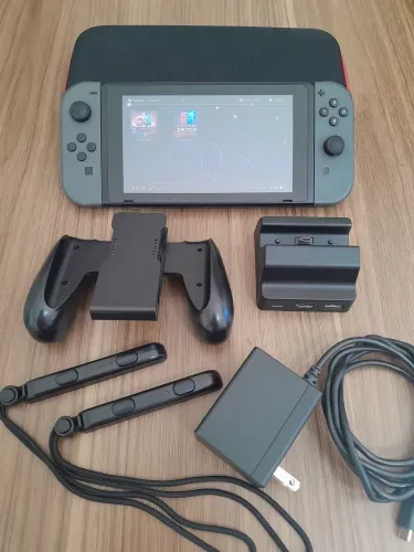 Nintendo Switch V1 128Gb + 10 Jogos a sua escolha | Desbloqueado CNX - ENVIO OLX