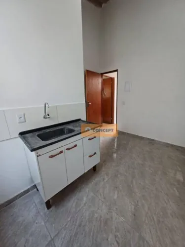 Kitnet com 1 dormitório para alugar, 11 m² por R$ 800,00/mês - Vila Acoreana - Poá/SP
