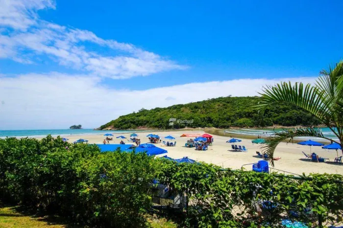 Casa para locação - R$ 8.000 a diária - Praia de Pernambuco - Guarujá/SP