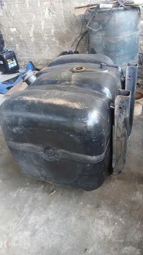 Tanque combustível