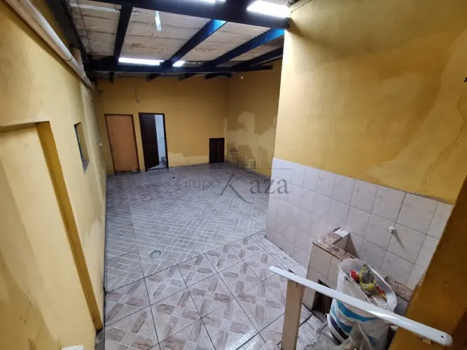 Oportunidade - Casa - Cidade Morumbi - 2 Dormitórios - 160m².