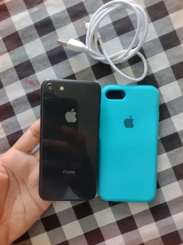 IPHONE 8 64 GIGA TODO BOM NENHUM DEFEITO 